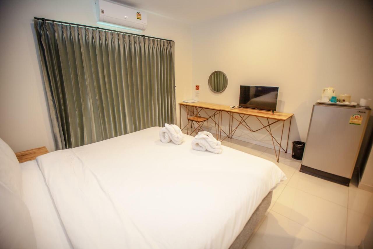 פראצ'ין בורי Irabbit Hotel מראה חיצוני תמונה